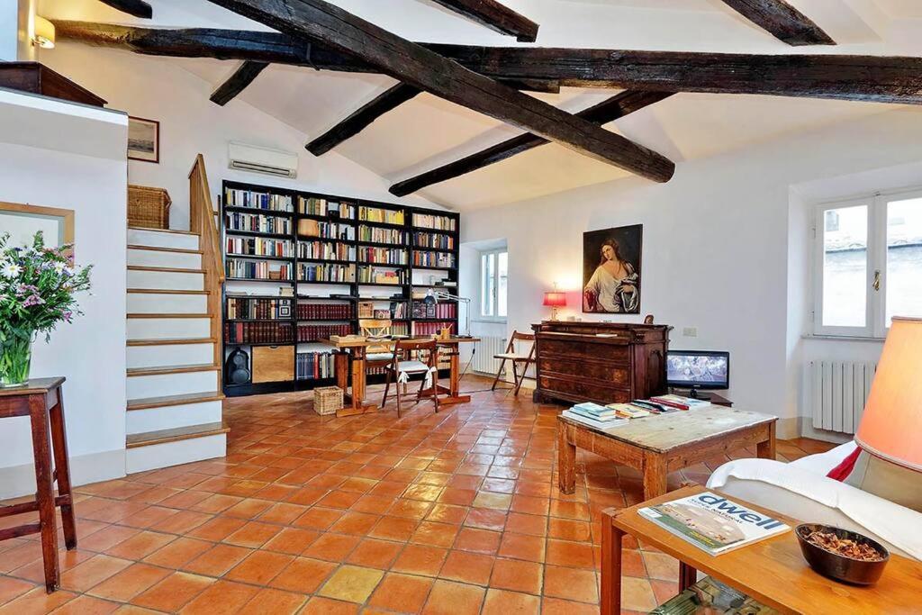 Trastevere Charming Loft | Romeloft Apartment Rom